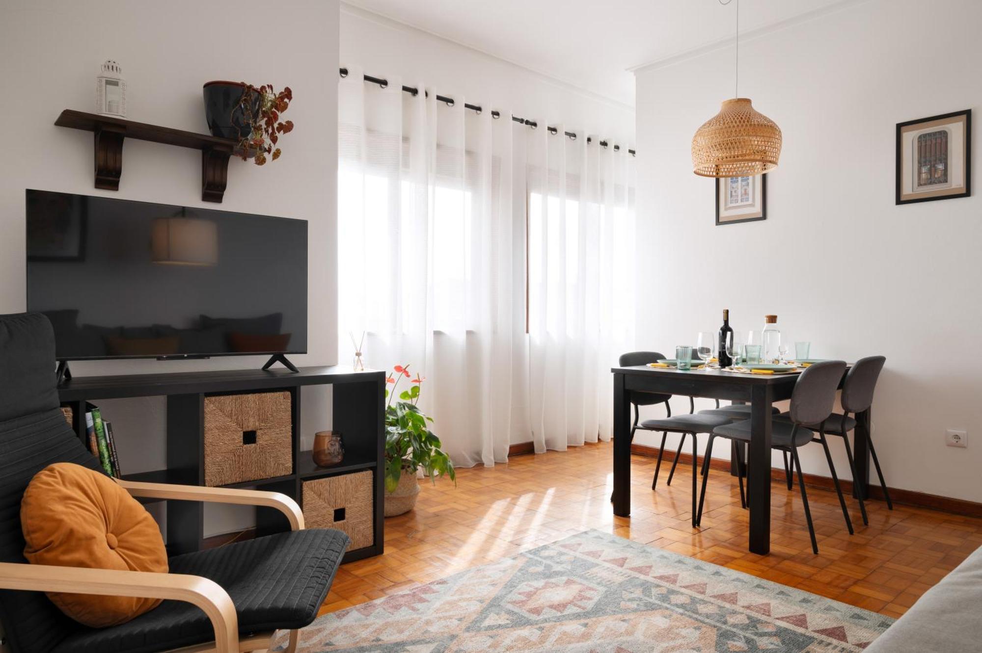 ! Luminous 2Br Top Floor ! Praca Da Republica بورتو المظهر الخارجي الصورة